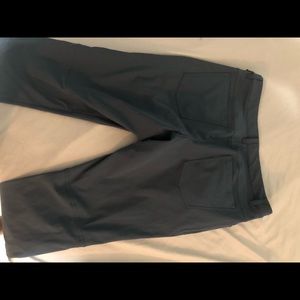 Like new men’s lululemon abc pants